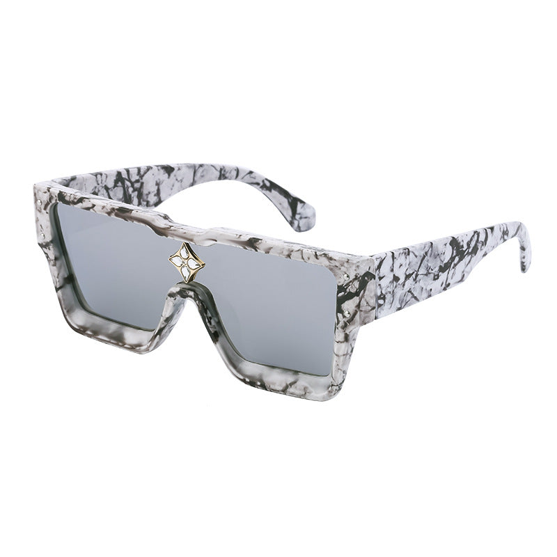 European And American Rich Women Large Frame Sunglasses - Oh, That's Cute!